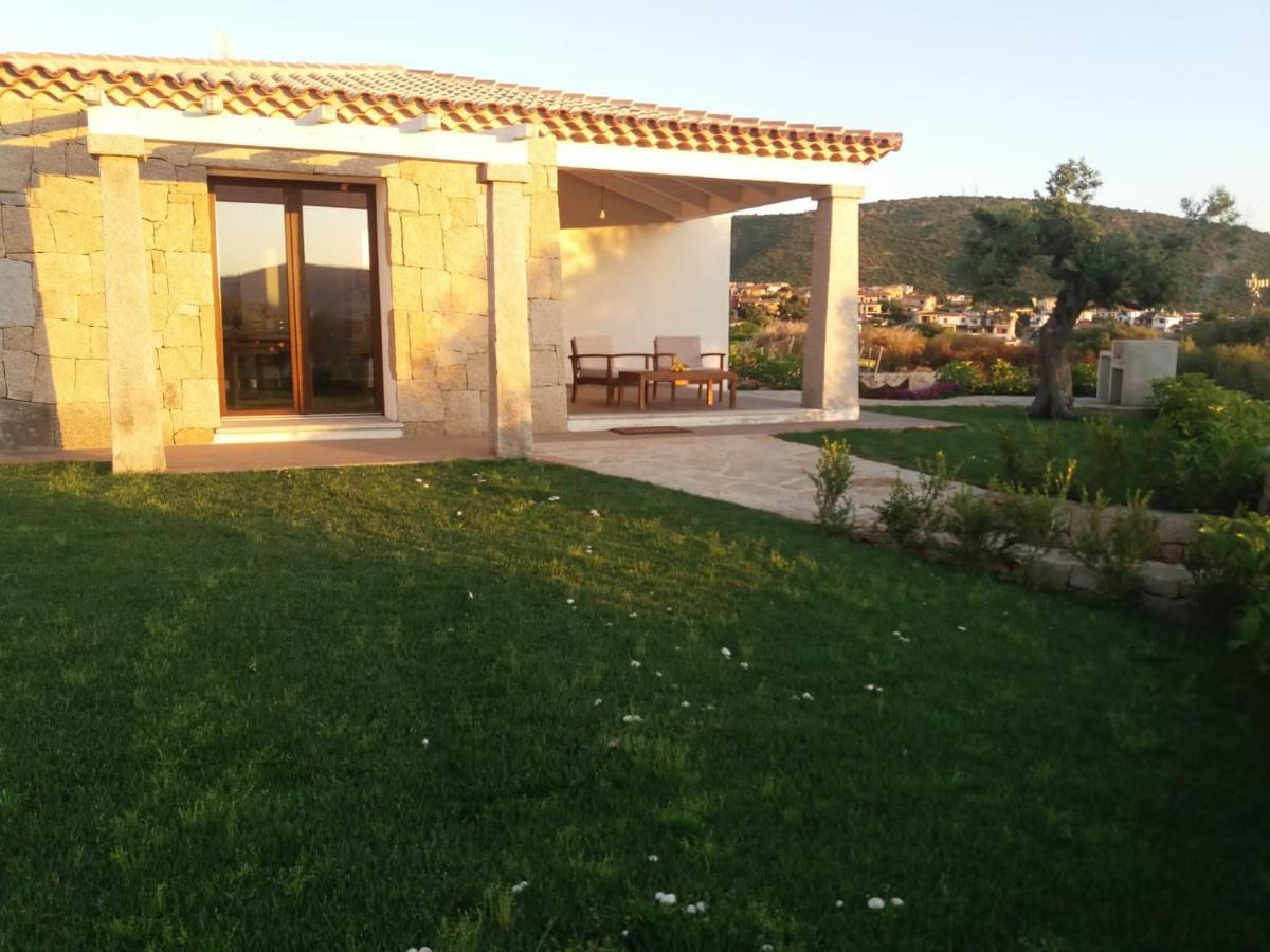 Villa Indipendente Al Mare Budoni Tanaunella Exterior photo